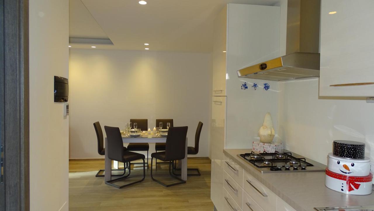 Blue Moon - Via Parigi Apartments 아오스타 외부 사진